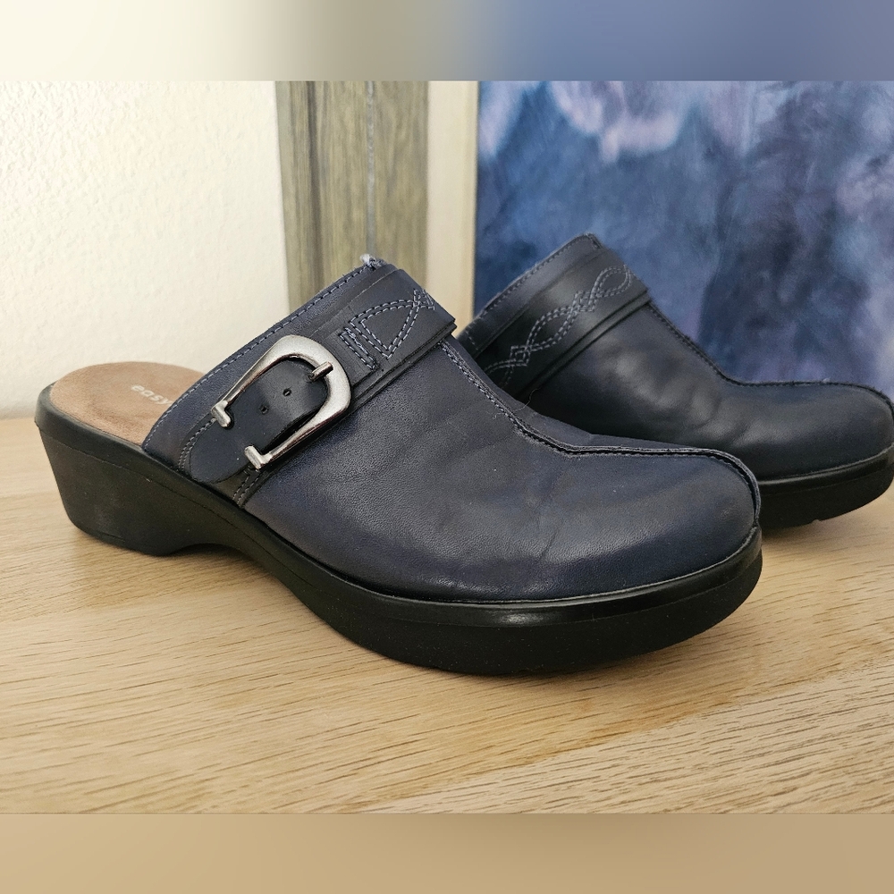 Easy Spirit Women's Leather Navy Slip-On Clogs 🥰 (7.5) - Picture 2 of 12